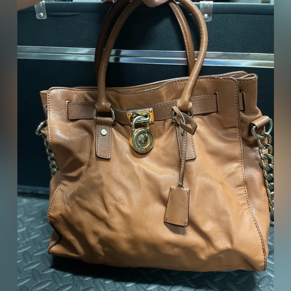 Michael Kors Purse - Picture 7 of 10